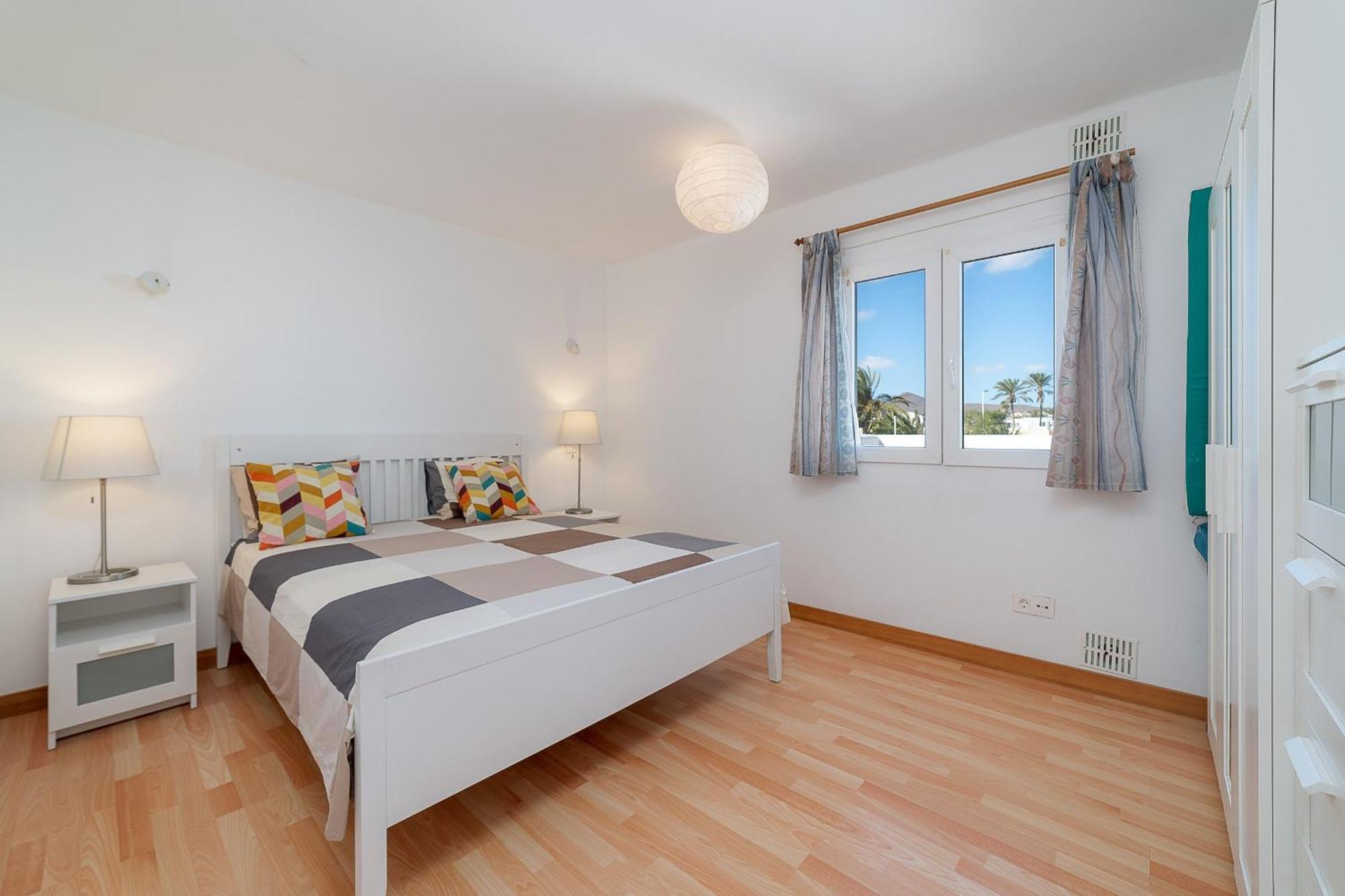 Fantástico apartamento en Las Coronas, gran terraza con vistas al mar y recién reformado completamente Costa Teguise Esterno foto