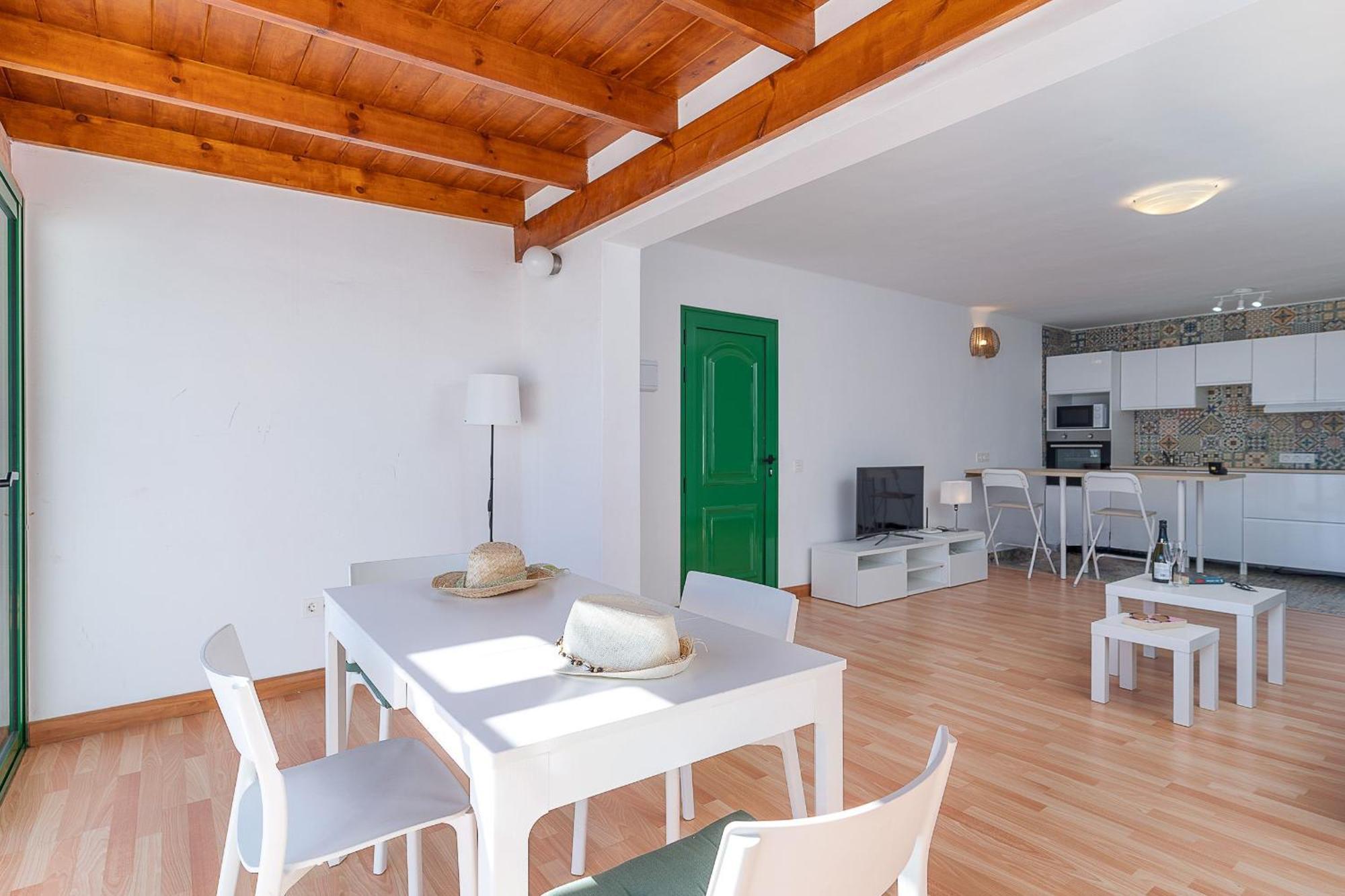 Fantástico apartamento en Las Coronas, gran terraza con vistas al mar y recién reformado completamente Costa Teguise Esterno foto