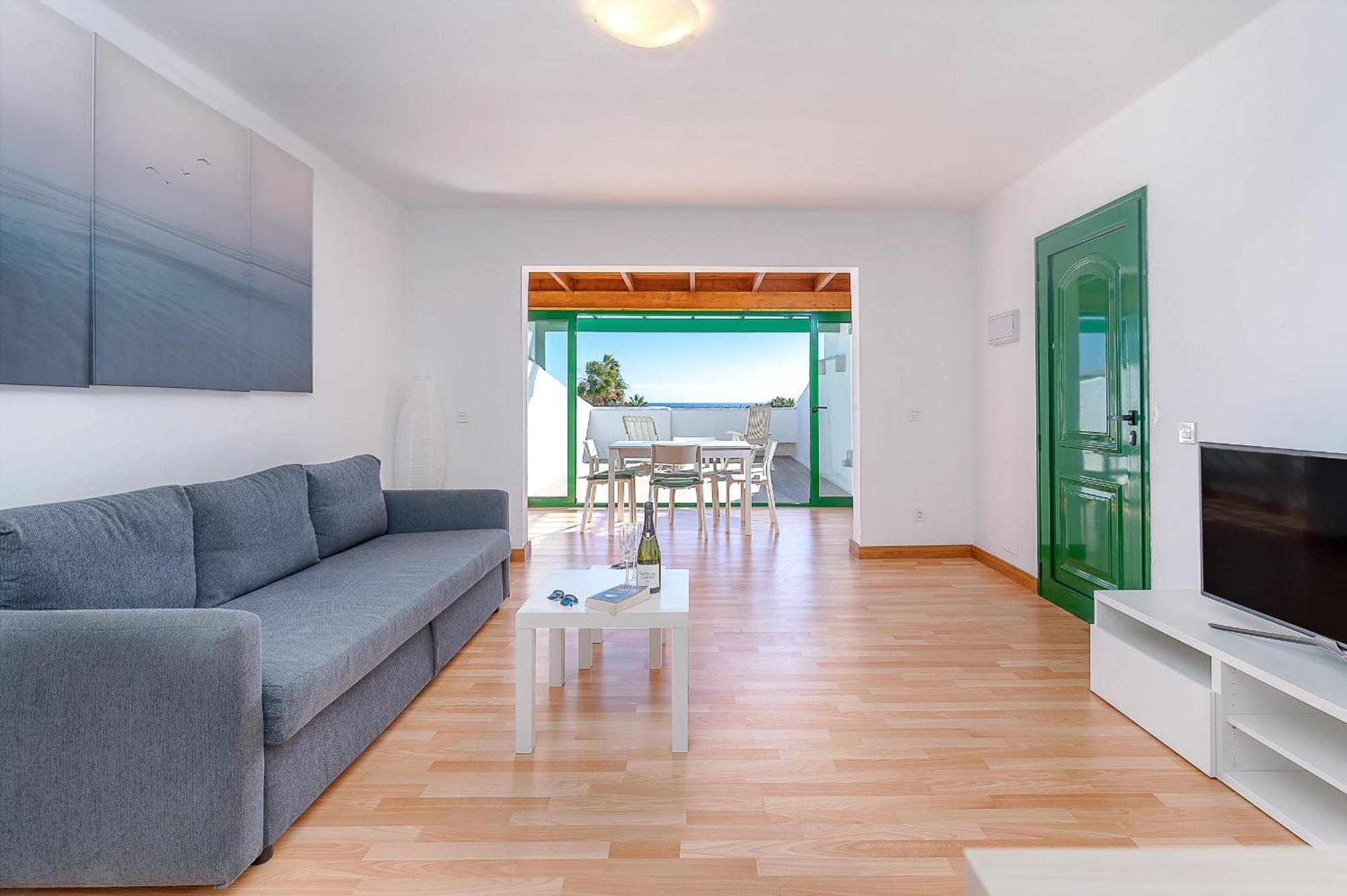 Fantástico apartamento en Las Coronas, gran terraza con vistas al mar y recién reformado completamente Costa Teguise Esterno foto